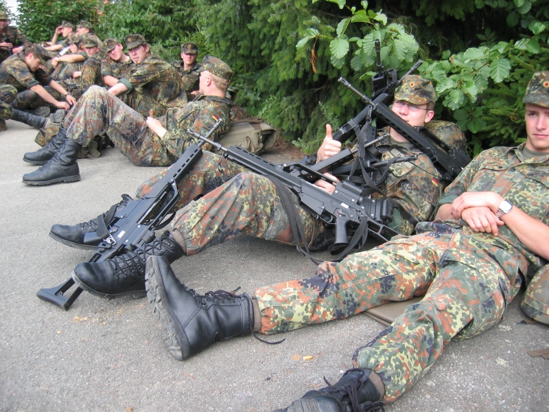 Soldaten von morgen es tragen die Jungen ; Marschlied